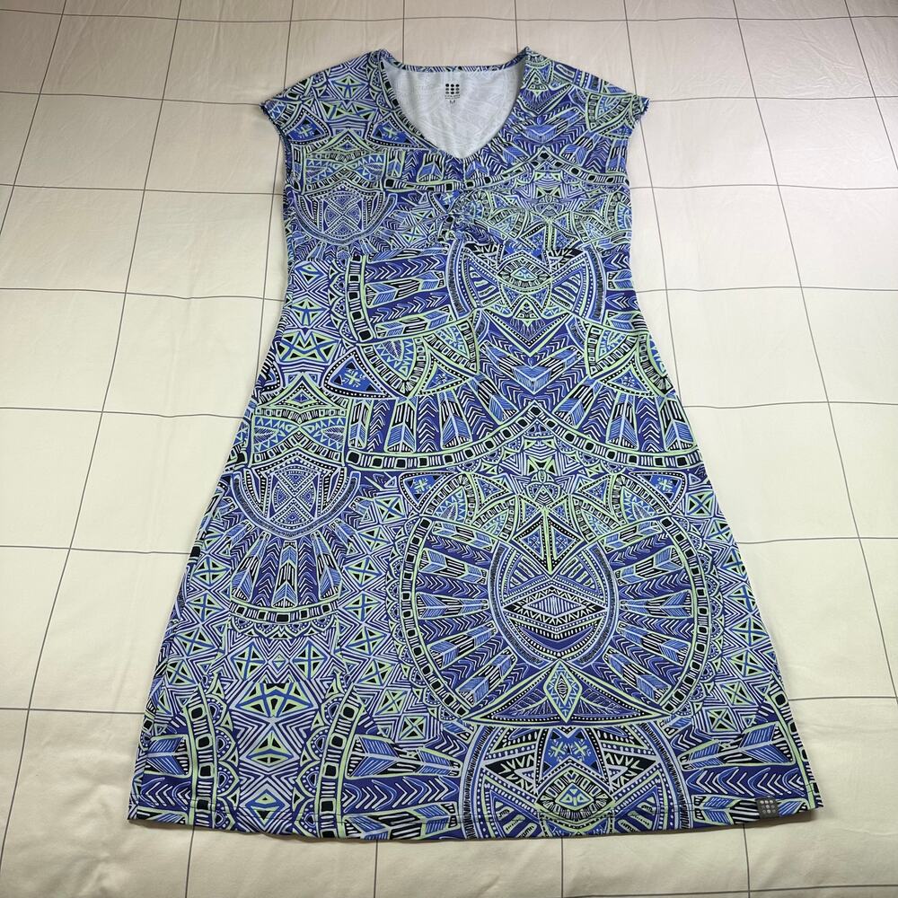 Title Nine Dress Womens Medium Blue Diamelete Nylon Athletic V Neck Geometric